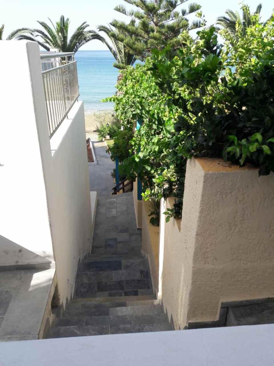 Blue Ocean Apartment Makry Gialos (Crete)